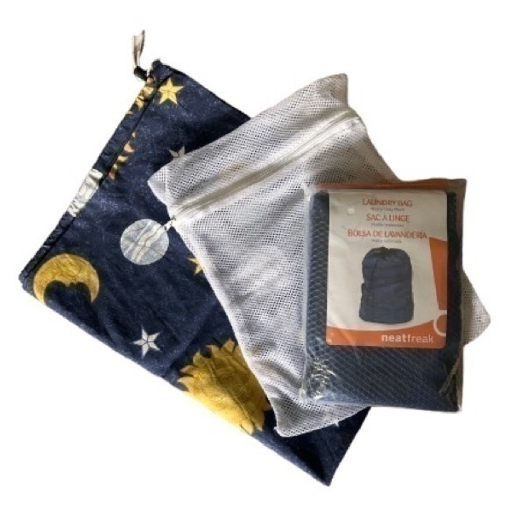 3/25$ Laundry Bags, Set of 3, Different Sizes, 2 Mesh